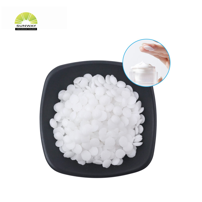 Оптовые цены на эмульгатор цетеариловый спирт (и) цетеарет-20 от китайского производителя.