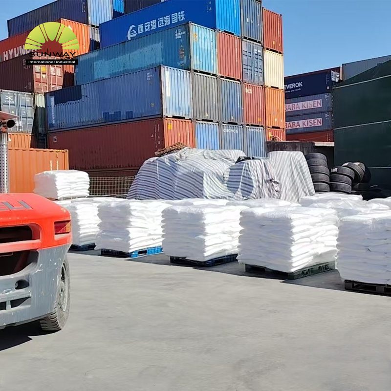 Промышленный формиат натрия, чистота 98%.