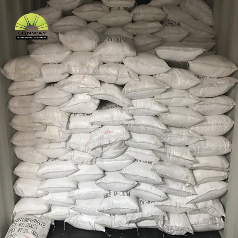 Промышленный формиат натрия, чистота 98%.